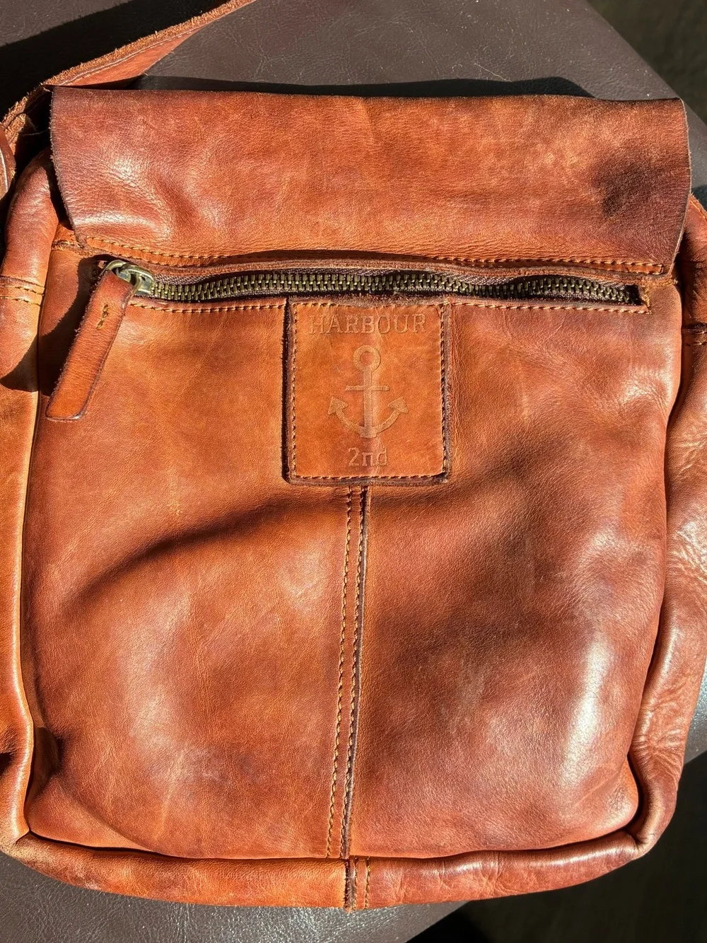 90s Inspired Unisex Harbour 2nd Leather Messenger Bag in Cognac Brown